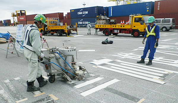 道路工事・道路標識事業